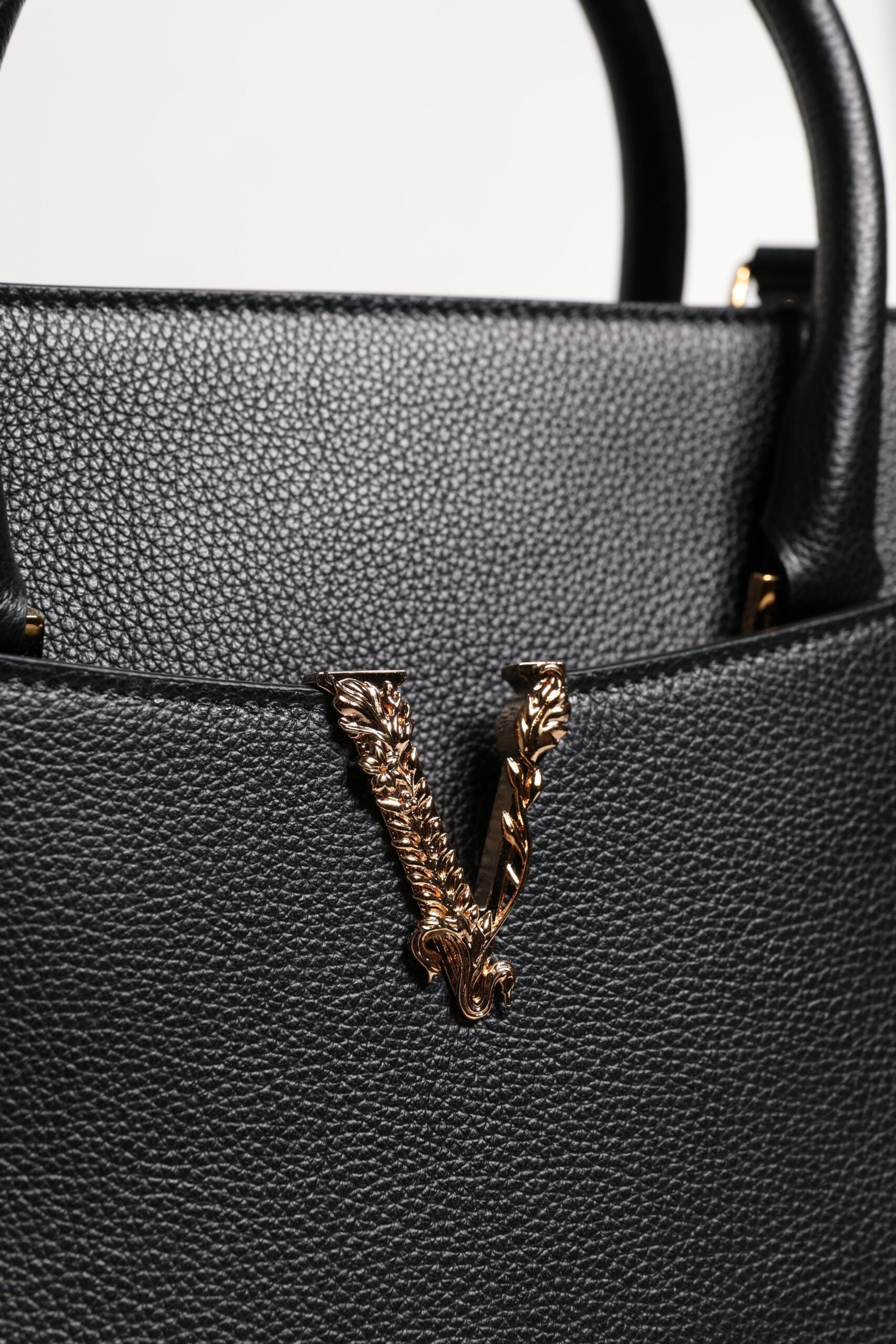Versace Black Large Leather Top Handle Shoulder Crossbody Bag – luxury by Versace | PrivePolai