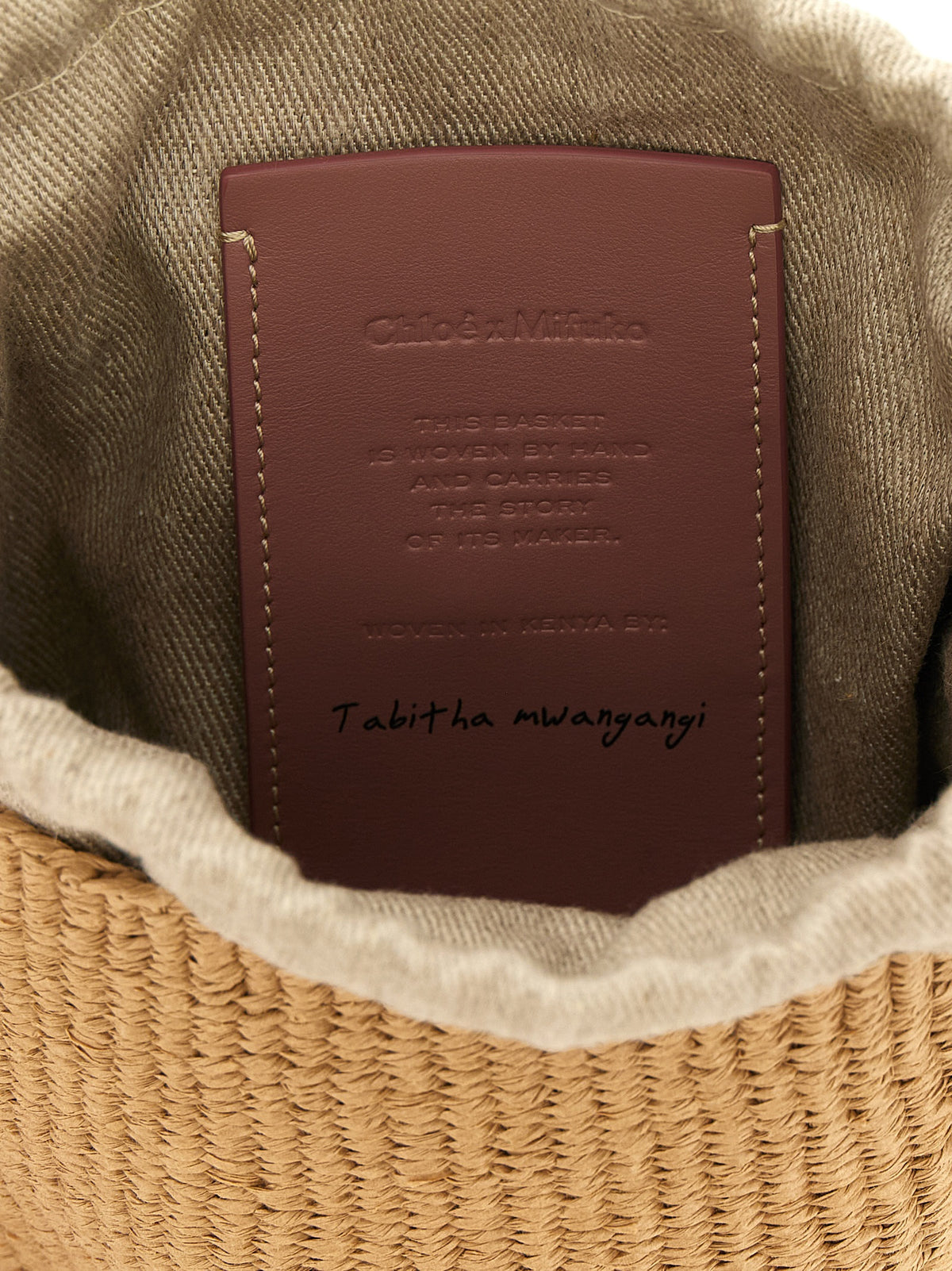Chloé Woody Small – Beige Woven Bucket Bag – product photo 4 | Privé Polaï