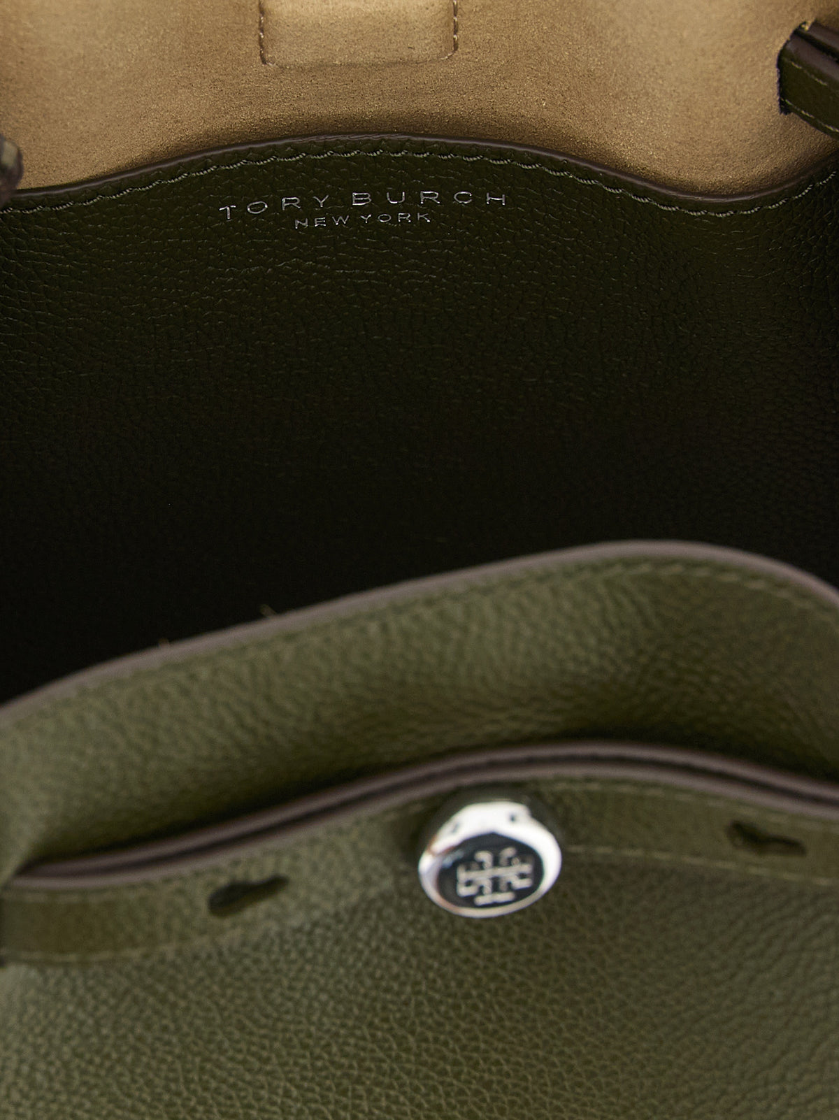 Tory Burch Romy Bucket – Olive Green Leather Bag – product photograph 4 | Privé Polaï